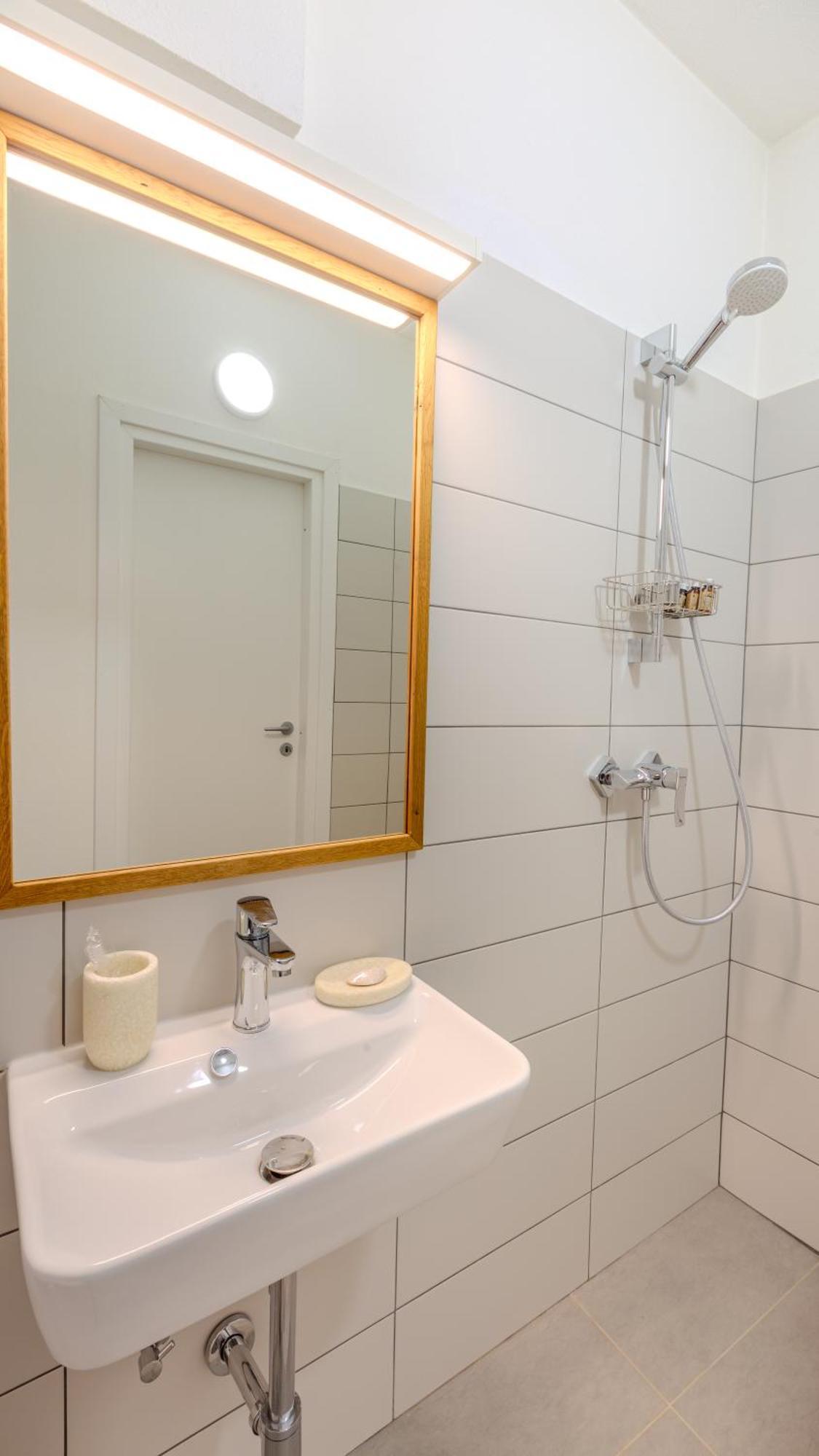 Ch6 By Rentable Braşov Exterior foto